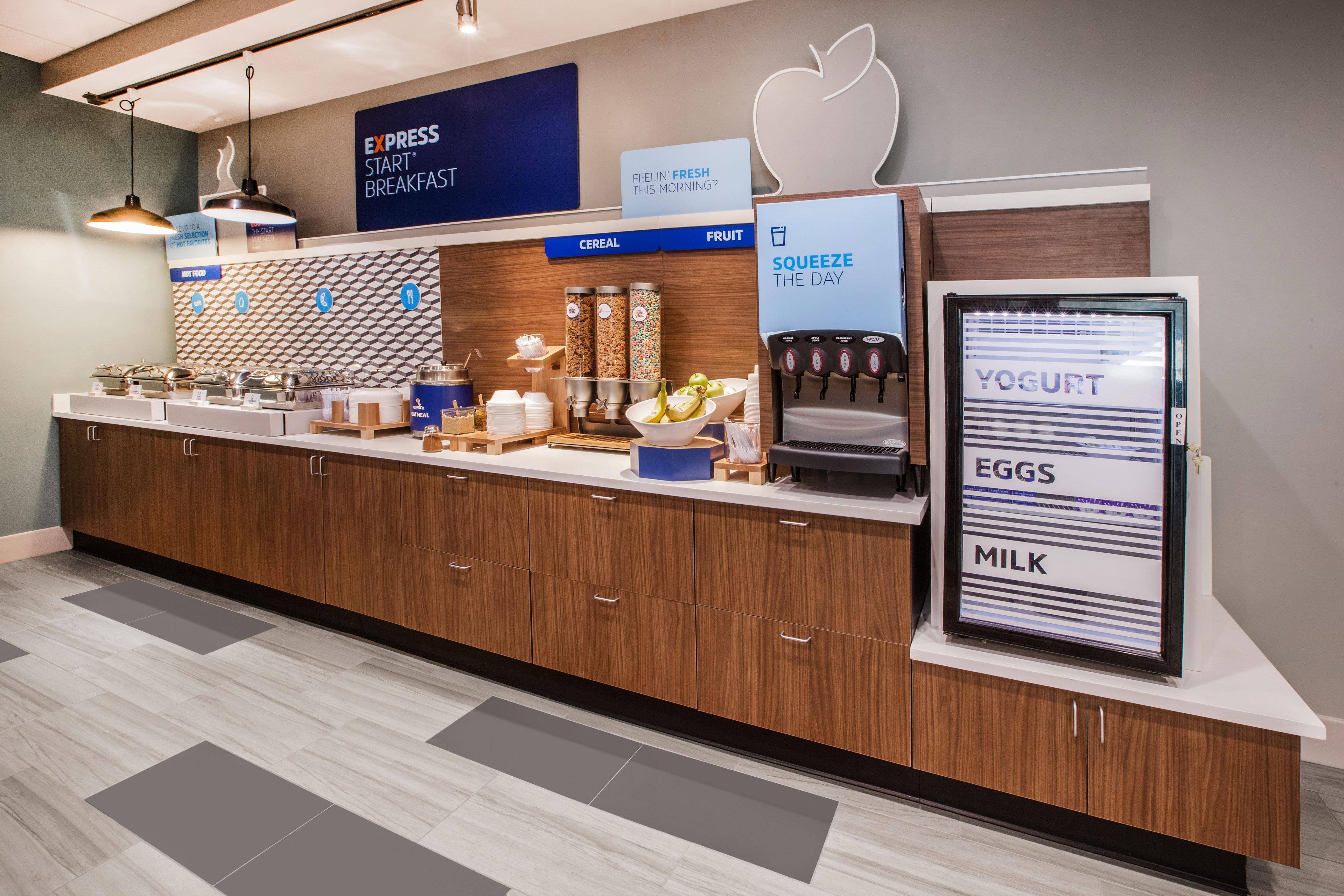 Holiday Inn Express Brentwood-South Cool Springs By Ihg Bagian luar foto